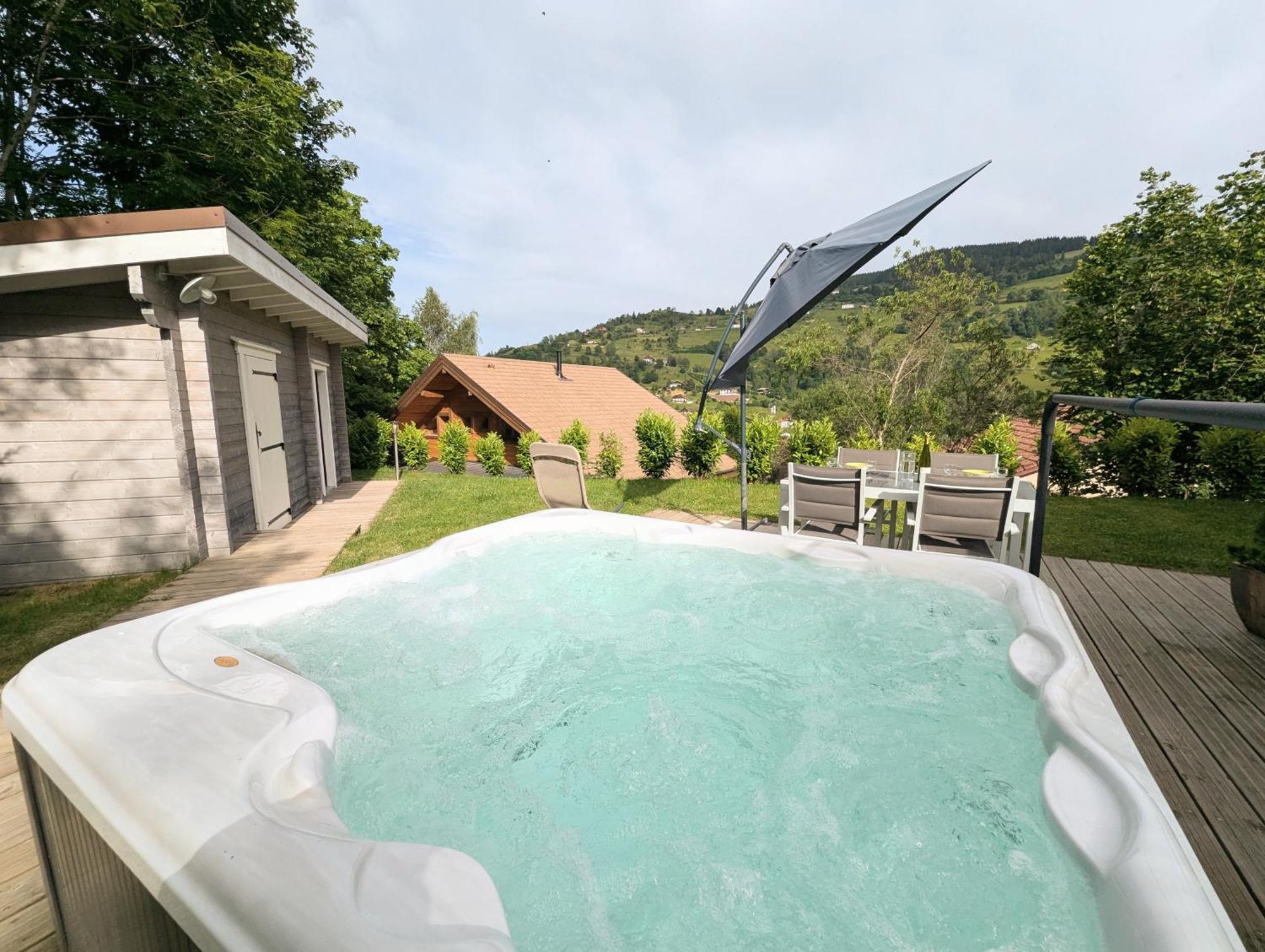 לה ברסה Chalet Sauna Jacuzzi 6 Personnes מראה חיצוני תמונה